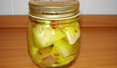 Vasetto di carciofi sott'olio