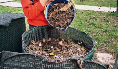 Compost alimentato con nuovo materiale