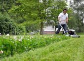 rasaerba motore a scoppio giardino