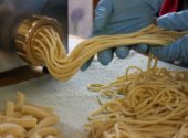 pasta fatta in casa ghiera rame impastatrice vita in campagna – C